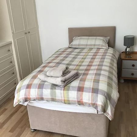 Spacious 2 Bedroom Flat In Heart Of Ballater Dış mekan fotoğraf