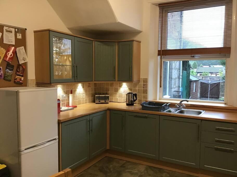 Spacious 2 Bedroom Flat In Heart Of Ballater Dış mekan fotoğraf
